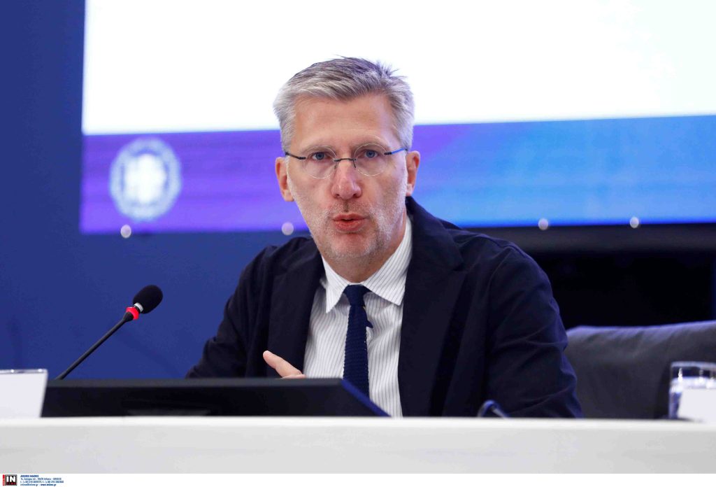Άκης Σκέρτσος: Τρία ερωτήματα και μία απάντηση για το Μνημείο του Αγνώστου Στρατιώτη