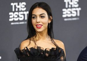 Τζορτζίνα Ροντρίγκεζ: Το απρόοπτο στο χορό έφτασε τις 1.000.000 προβολές! vid