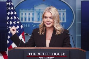 To χιούμορ Όρμπαν στον Τραμπ: «Μπορώ να πάρω την Λέβιτ στην Ουγγαρία;» vid