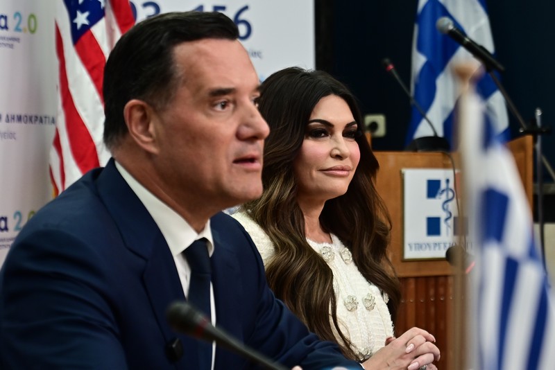 Πέρασε και από το Υπ. Υγείας η Γκίλφοϊλ: «Χαρά μας να προσφέρουμε στους Έλληνες τεχνογνωσία»