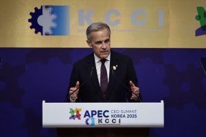 Με την «ουρά στα σκέλια» ο Καναδός πρωθυπουργός: «Ζήτησα συγγνώμη από Τραμπ»