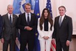 Συνάντηση του Πρωθυπουργού Κυριάκου Μητσοτάκη με τον Υπουργό Εσωτερικών των ΗΠΑ Doug Burgum, τον Υπουργό Ενέργειας των ΗΠΑ, Chris Wright, και την πρέσβειρα των ΗΠΑ στην Ελλάδα, Kimberly Guilfoyle