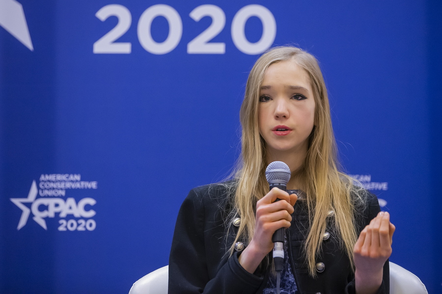 Η «αντί-Γκρέτα» της Ευρώπης ζητά πολιτικό άσυλο στις ΗΠΑ του Τραμπ: «Προσπάθησαν να με σκοτώσουν», vid