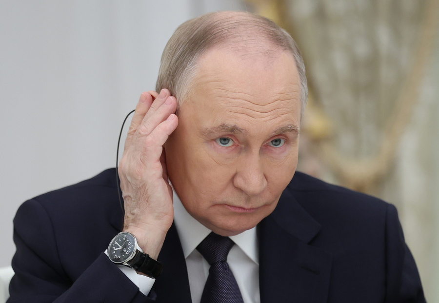 Αναταραχή στον δυτικό κόσμο! Στρώνεται «χαλί» στον Πούτιν