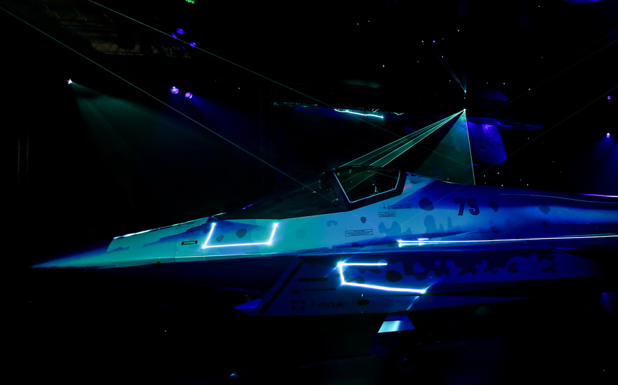 Πραγματικά κίνηση ματ! Οι Ρώσοι ετοιμάζουν για τους αιθέρες το μαχητικό Su-75 Checkmate