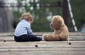 Παπαθανάσης: 56 εκατ. ευρώ μέσω ΕΣΠΑ για τη δράση «Νταντάδες της γειτονιάς»