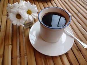 Γιατί δεν πρέπει να πίνετε τον πρωϊνό σας καφέ με άδειο στομάχι