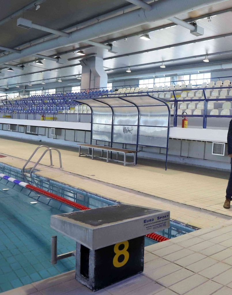 Θεσσαλονίκη: Τρίχρονο αγοράκι έπεσε από ύψος 2,5 μέτρων στο Ποσειδώνιο Κολυμβητήριο