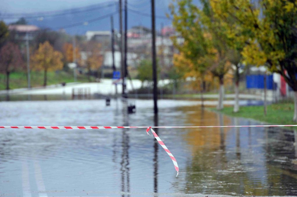 Σοβαρά προβλήματα από την ισχυρή βροχόπτωση στην Ηλεία