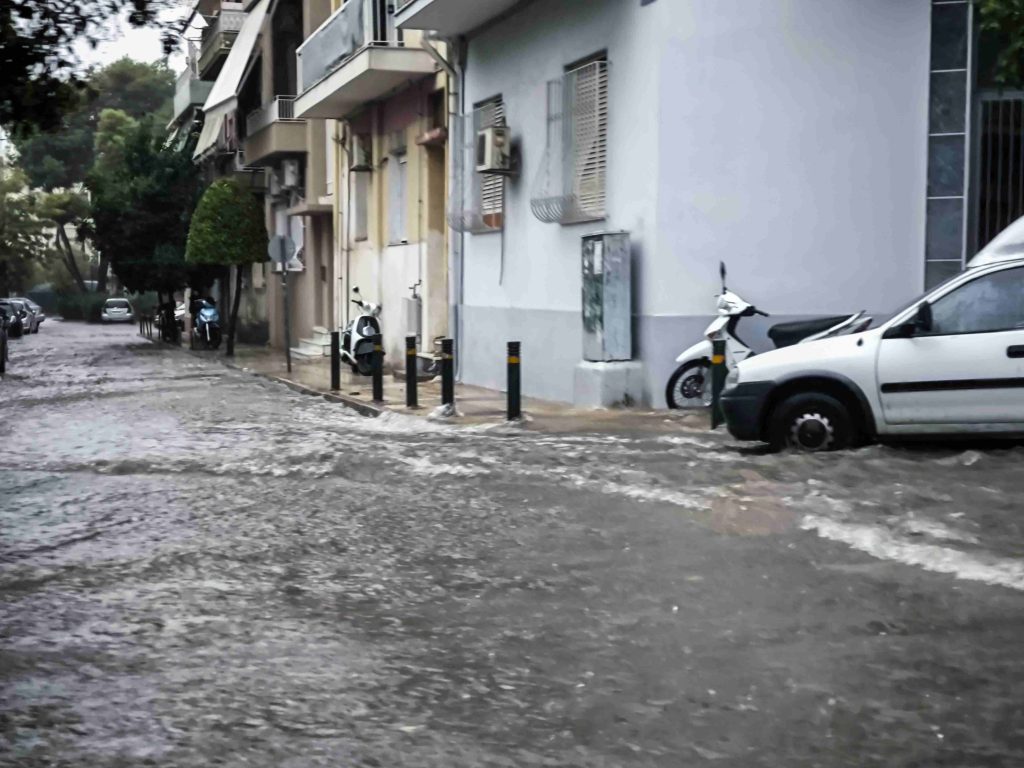 ADEL: Σε συναγερμό η Πολιτική Προστασία για την κακοκαιρία σε Β. Αιγαίο και Δωδεκάνησα- Σε ετοιμότητα και στην Αττική