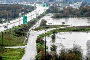 Σε κατάσταση έκτακτης ανάγκης περιοχές σε Ήπειρο και Καστοριά – Αυτοψία Κατσαφάδου στην Κέρκυρα