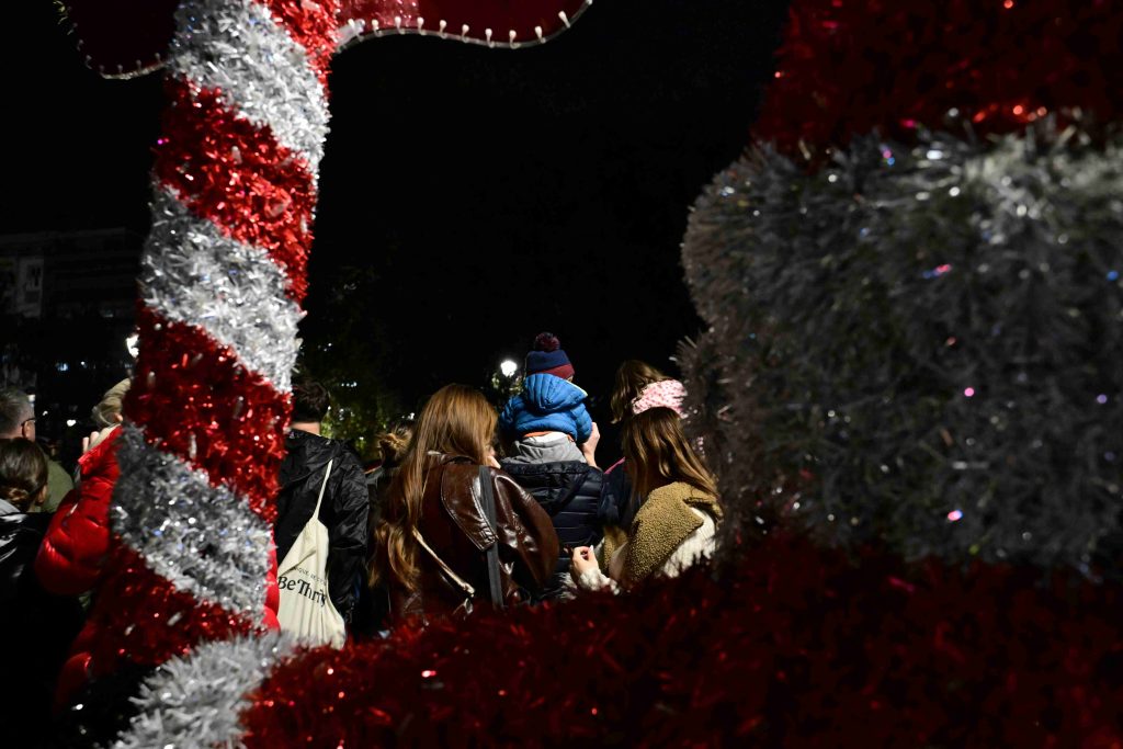 xristougenniatiko dentro