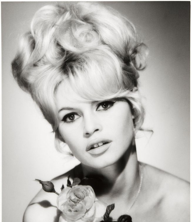 H Μπριζίτ Μπαρντό είχε ερμηνεύσει τραγούδια του Γιάννη Σπανού, vid