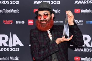 To “All I Want For Christmas Is You” αλά…αιγυπτιακά τρελαίνει το διαδίκτυο! vid