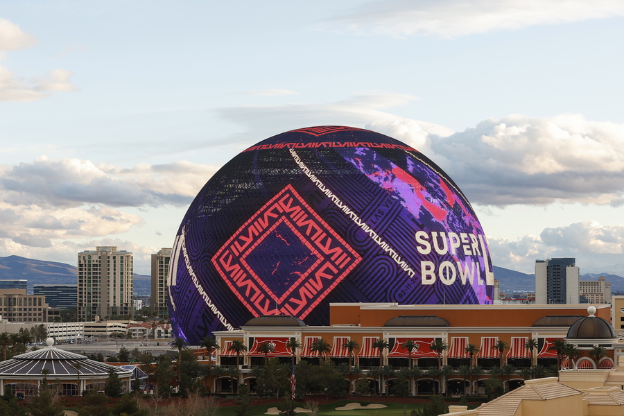 Η Σφαίρα του Λας Βέγκας αποτίει φόρο τιμής στην Άρτεμις Β΄με εντυπωσιακό εφέ, vid