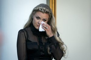 Η Έρικα Κερκ υποστηρίζει τον Τζέι Ντι Βανς για το 2028