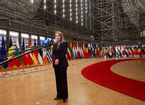 Εμμονική η Κάλας: Μόνη επιλογή μας η κλοπή των ρωσικών περιουσιών – Μόσχα: «Θα τα πάρουμε πίσω»