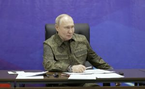 Πούτιν σε Ευρωπαίους: «Εάν θέλετε πόλεμο, είμαστε εδώ και τώρα έτοιμοι», vid