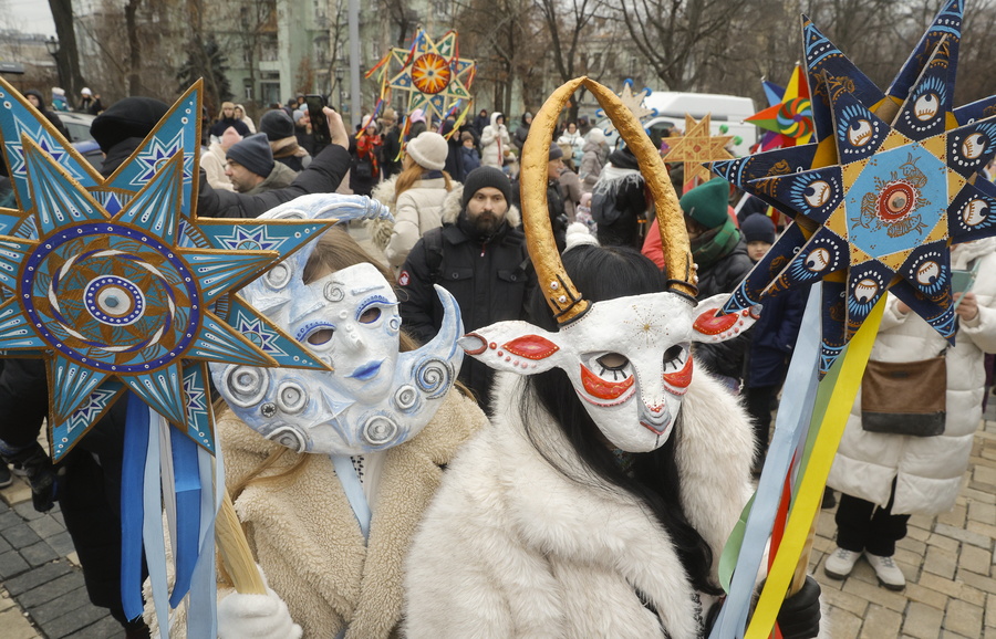 Χριστούγεννα στην Ουκρανία του σαταΝΑΤΟ! Το ΒΙΝΤΕΟ τα λέει όλα