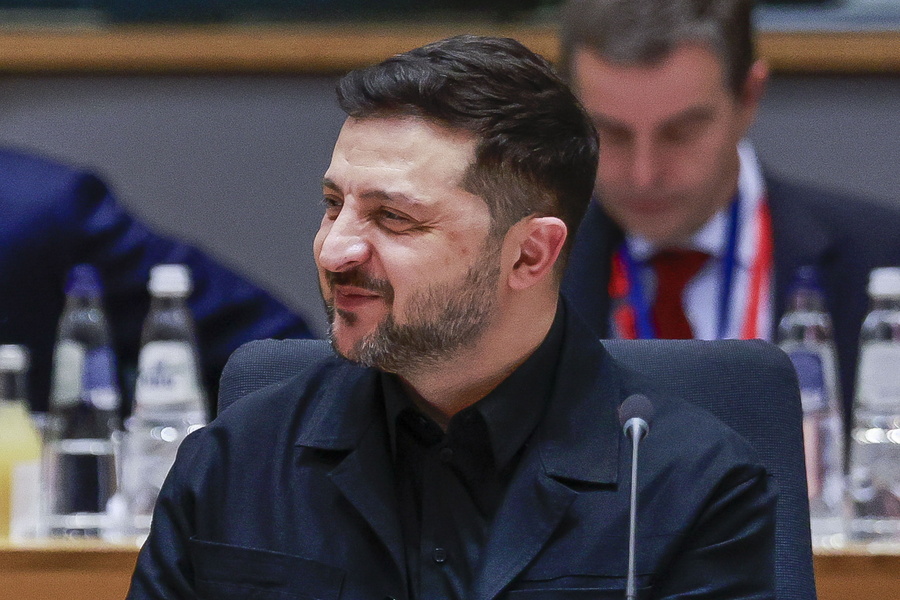 Κι άλλα όπλα πήρε από το Νταβός ο Ζελένσκι!