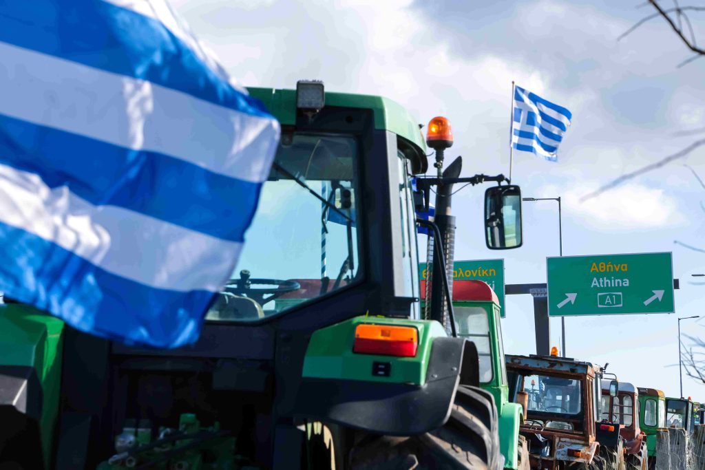 Mπλόκο Νίκαιας: Τρίωρος αποκλεισμός όλων των παρακαμπτήριων οδών της Ε.Ο. Αθηνών-Θεσσαλονίκης