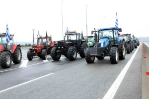 Εκπρόπωπος Τύπου ΕΛΑΣ: «Είναι δυνατόν να επιτρέψουμε έξοδο από εθνικές οδούς που έχουν εμπόδια;»