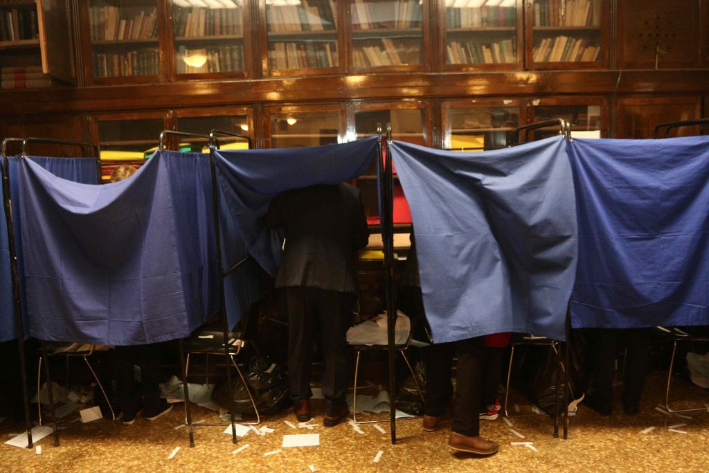 Στον β΄ γύρο των δικηγορικών εκλογών της Αθήνας πέρασαν Δ. Αναστασόπουλος και Α. Κουτσόλαμπρος