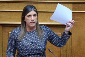 Ζ. Κωνσταντοπούλου: Καλά Χριστούγεννα και χρόνια πολλά σε όποιον αγωνίζεται και διεκδικεί