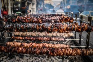 Το κοντοσούβλι στην κορυφή της παγκόσμιας λίστας του Taste Atlas με τα καλύτερα ελληνικά φαγητά