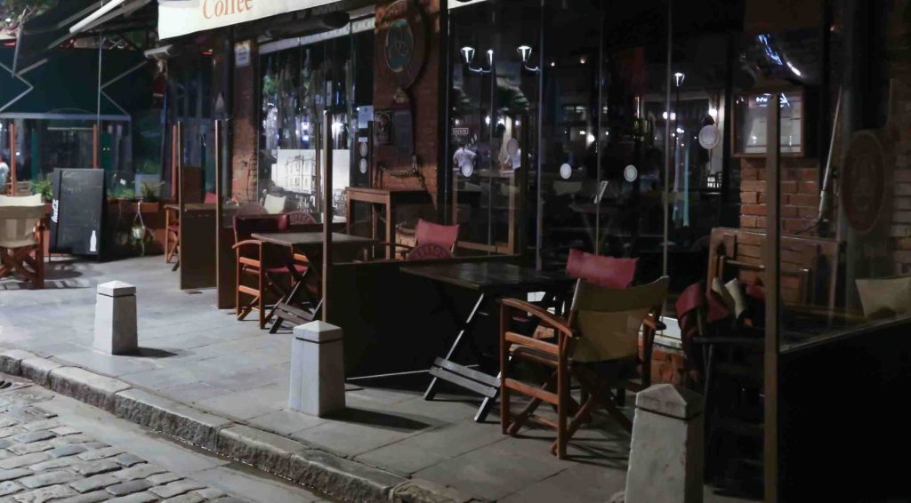 ΕΛΑΣ: Έλεγχοι σε καταστήματα υγειονομικού ενδιαφέροντος στη Θεσσαλονίκη – Εντόπισαν πλήθος παραβάσεων