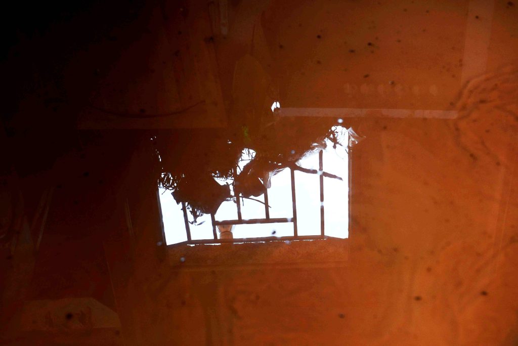 Κακοκαιρία Byron: Δύσκολη νύχτα σε Μέγαρα και Μάνδρα – Μήνυμα του 112 στους κατοίκους να μετακινηθούν σε ψηλά σημεία