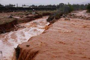 Έσπασε αγωγός ύδρευσης στη Μάνδρα- Έκτακτη διακοπή υδροδότησης