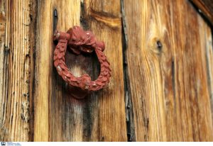 Θέρμο Αιτωλοακαρνανίας: Ένα από τα πιο όμορφα ελληνικά χωριά, η γενέτειρα του Άγιου Κοσμά του Αιτωλού