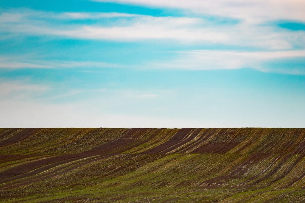 Εκατοντάδες τεράστιες τρύπες καταστρέφουν τα χωράφια στην Τουρκία – Τι κρύβεται πίσω από το φαινόμενο;