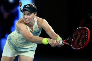 Η Ριμπάκινα νίκησε τη Νο1 του κόσμου Σαμπαλένκα και πήρε τον πρώτο της τίτλο στο Αυστραλιανό Όπεν