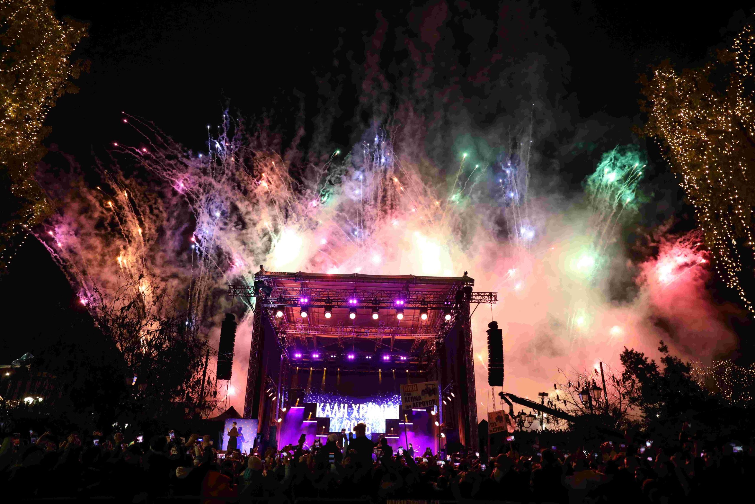 Υποδοχή του νέου έτους στη πλατεία Συντάγματος, Τετάρτη 31 Δεκεμβρίου 2025. (ΔΑΝΑΗ ΔΑΥΛΟΠΟΥΛΟΥ/EUROKINISSI)