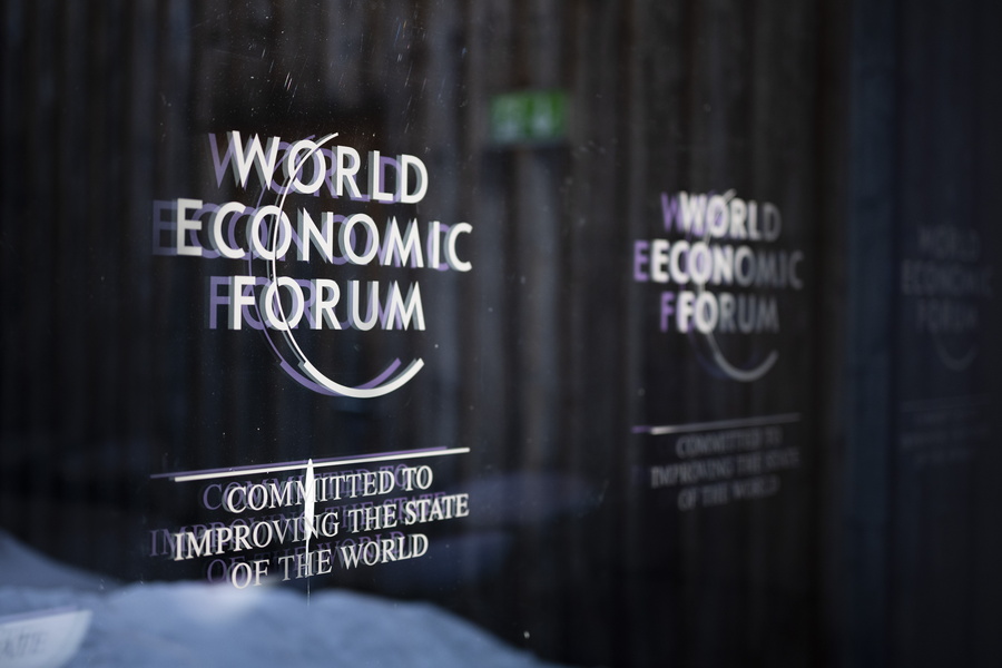 Davos: Κάλεσμα στους διεθνιστές να αντισταθούν στον Τραμπ – «Καταστρέφει την παγκόσμια τάξη»