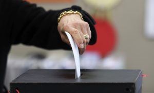 ΗΠΑ: Τι έκρινε το Ανώτατο Δικαστήριο για τις επιστολικές ψήφους