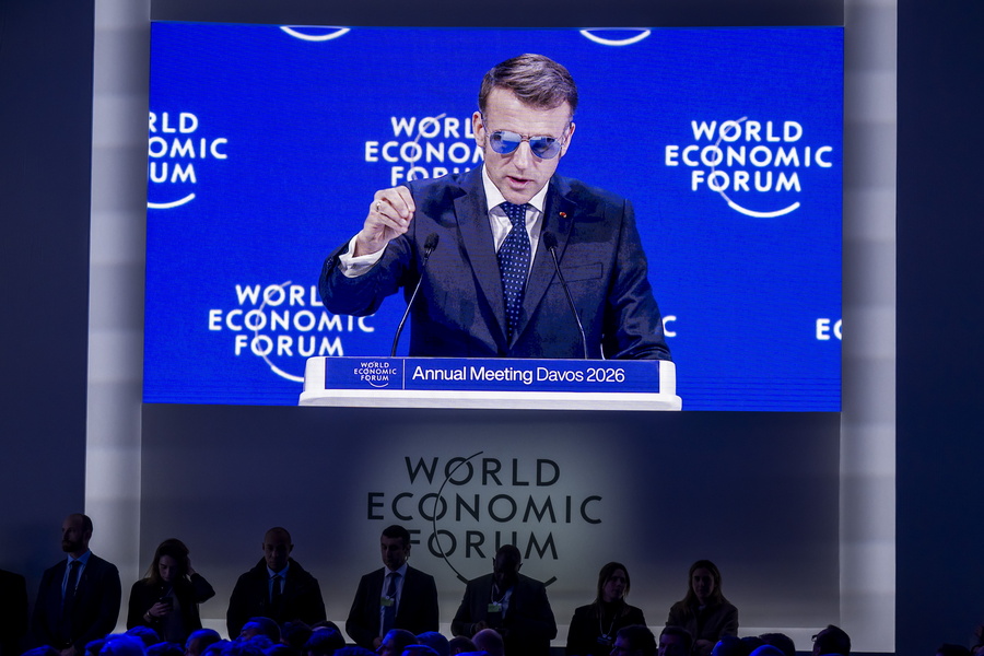 Μακρόν: Το γαλλικό πολεμικό ναυτικό αναχαίτισε στη Μεσόγειο ρωσικό δεξαμενόπλοιο