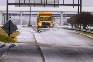 Σφοδρή κακοκαιρία σαρώνει τις ΗΠΑ: Πάνω από 300.000 νοικοκυριά χωρίς ρεύμα, vid