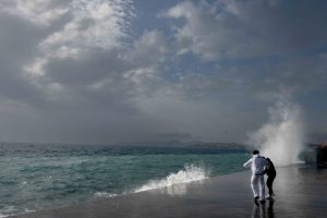 Επικαιροποίηση Έκτακτου Δελτίου της ΕΜΥ: Σε ποιες περιοχές θα «χτυπήσει» σήμερα η κακοκαιρία