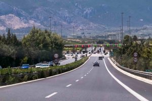 Σε εξέλιξη η επιστροφή των εκδρομέων της Πρωτομαγιάς στην Αττική