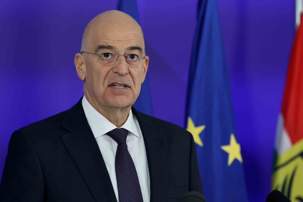 Συνάντηση Δένδια με Καναδή πρέσβη: Συζήτησαν για τη συνεργασία Ελλάδας – Καναδά στον αμυντικό τομέα