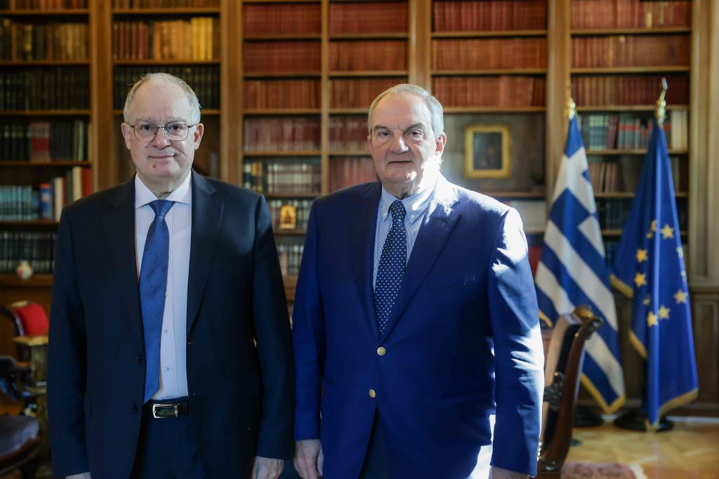 Συνάντηση Κωνσταντίνου Τασούλα με τον Κώστα Καραμανλή, στο Προεδρικό Μέγαρο