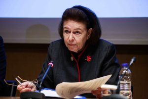 Λ. Μενδώνη για την απώλεια του Χρίστου Πολίτη: «Διέγραψε μια γόνιμη πορεία δεκαετιών στην Τέχνη»