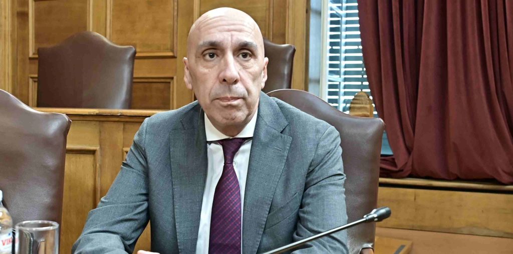 Γ. Μπρατάκος – EBEA για μπλόκα αγροτών: Κάθε ώρα αποκλεισμού του εθνικού δικτύου προκαλεί τεράστιο κόστος