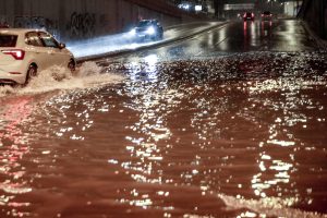 Κακοκαιρία: Ποιοι δρόμοι παραμένουν κλειστοί στην Αττική