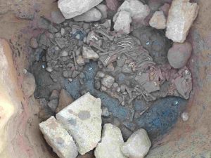 Σημαντικά αρχαιολογικά ευρήματα στη Ραφήνα – Βρέθηκε ταφή σε πίθο και λάκκος με μακρόχρονη χρήση και ίχνη καύσης