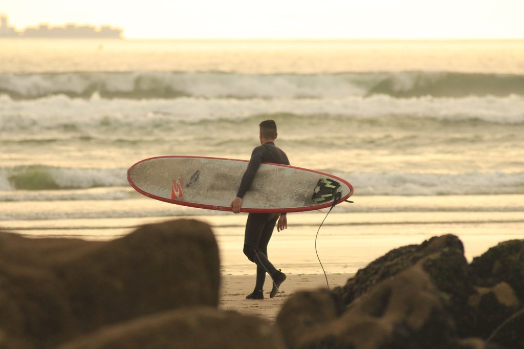 Κάμερα κατέγραψε τη συγκινητική στιγμή διάσωσης αγνοούμενου σέρφερ στο Πουέρτο Ρίκο!