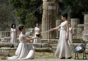 Μοναδικό: Δείτε το μετάλλιο που έλαβε νικητής των Ολυμπιακών Αγώνων στην Αθήνα το 1896! Vid